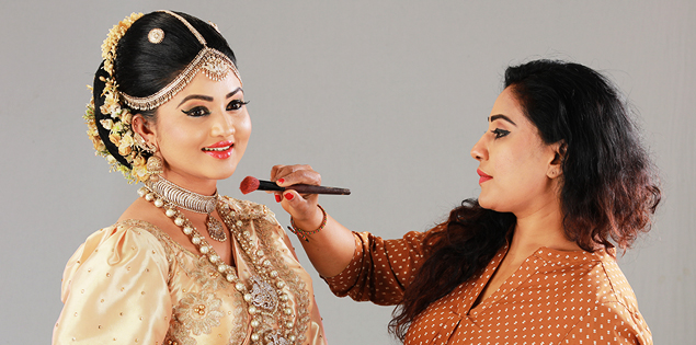 CERTIFICATE IN SELFING AND BRIDAL MAKEUP